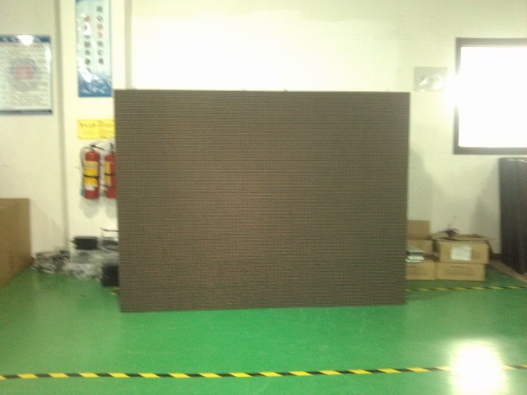 정보 - 100인치 영상 차량에 들어갈 P-10mm LED