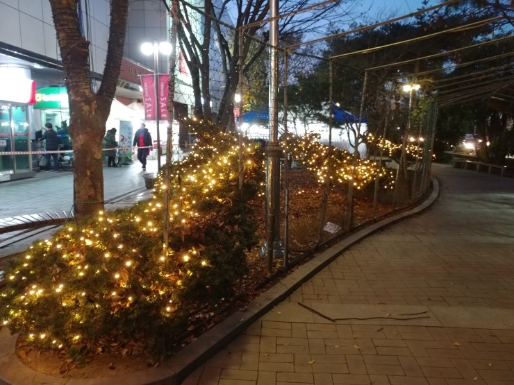 실외용-경남 창원시 성산구호텔에 경관 LED 설치