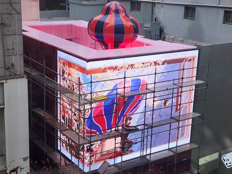 명동 거리 3D LED