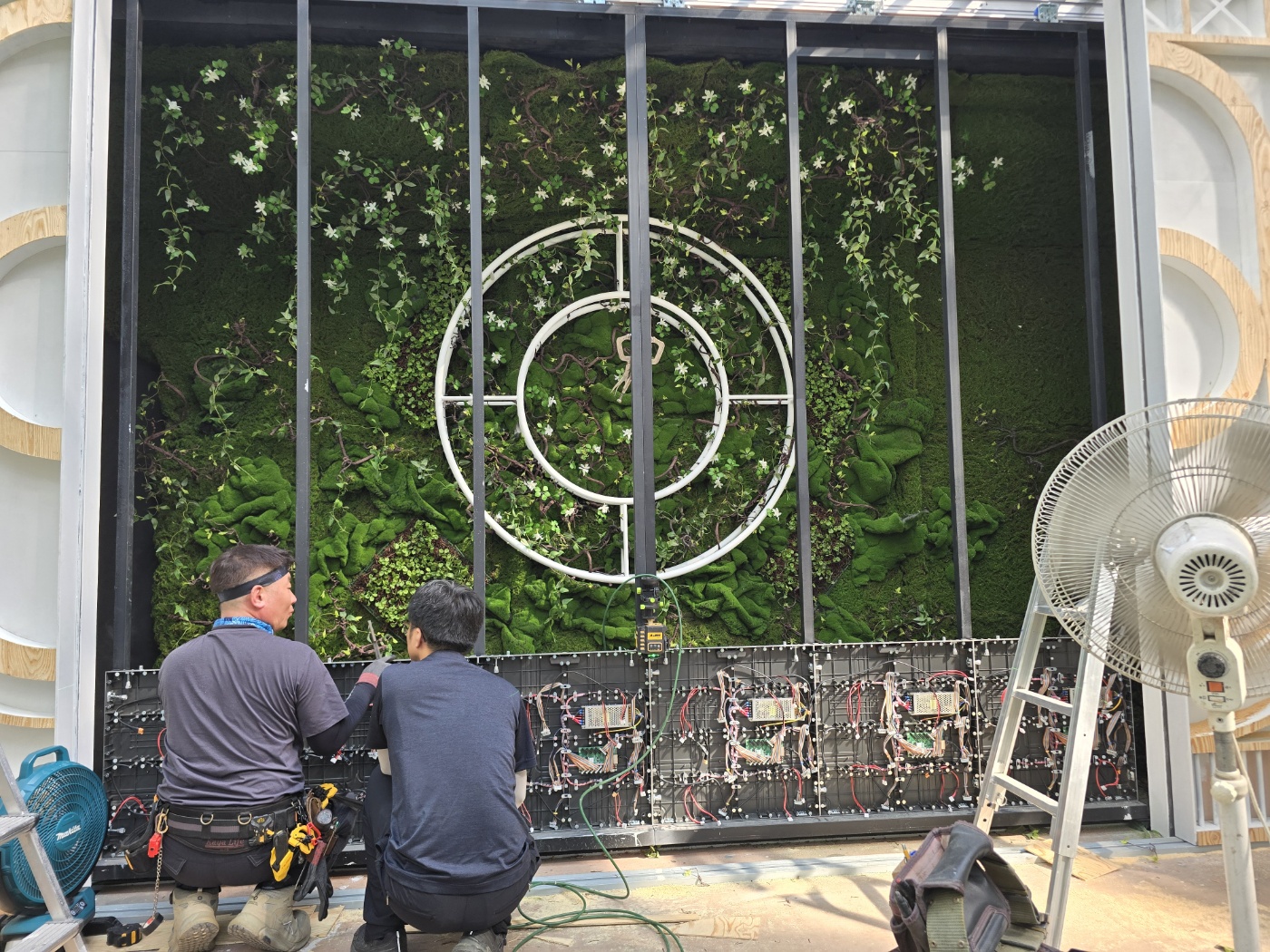 강남 웨딩홀 2.5mm 전광판 설치
